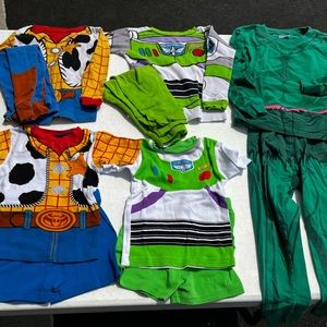 Toy Story and hulk boy pajamas. All size 4T….short and long PJ sets, 5 total